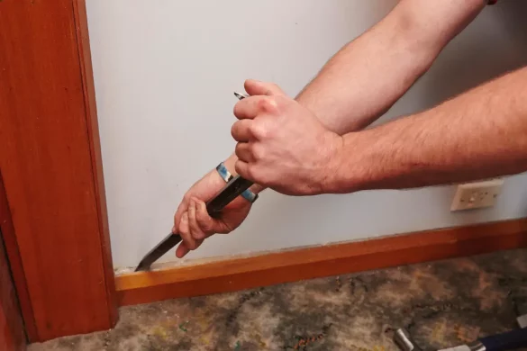 How Can You Easily Remove A Skirting Board