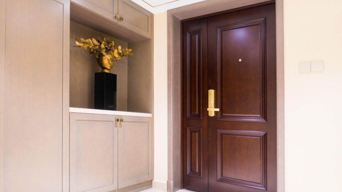 The Pros and Cons of Using Oak Doors in Your Interior Design