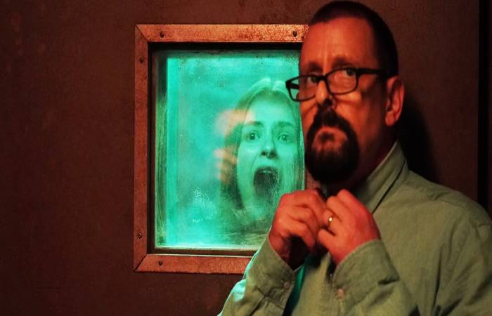 What is Girl in the Basement about?