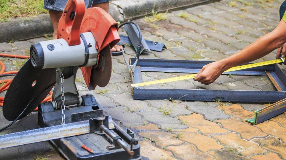 Safety Tips for Using Angle Grinders Effectively