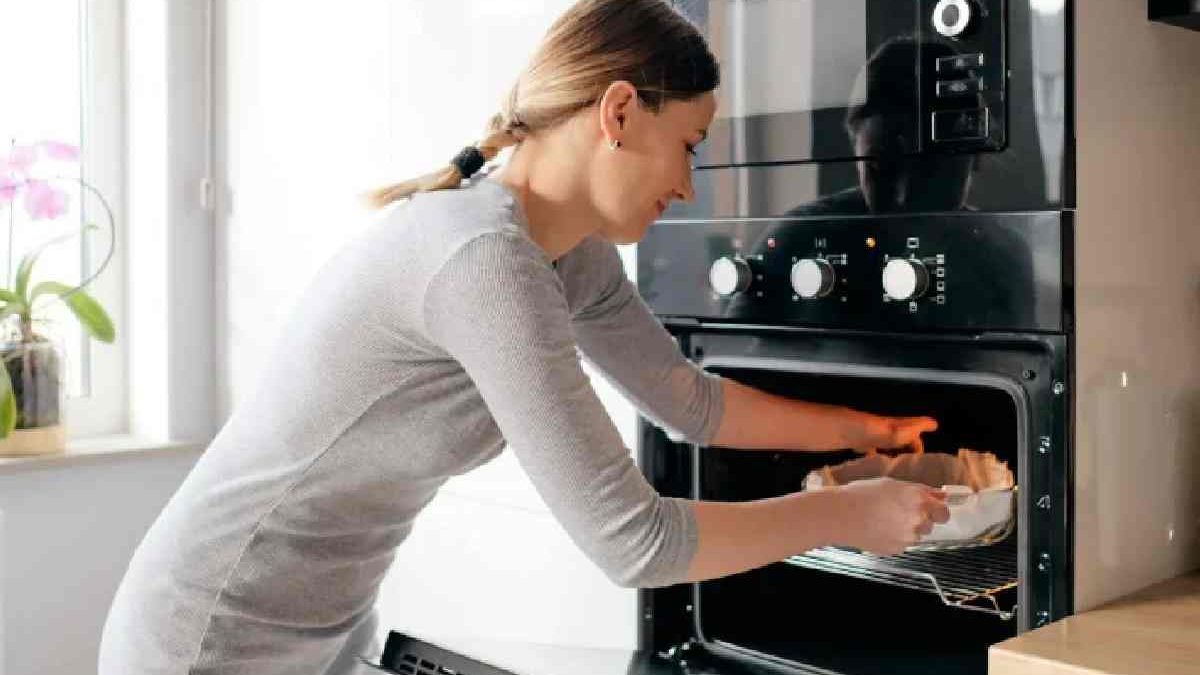 How To Extend The Lifespan Of Your Oven