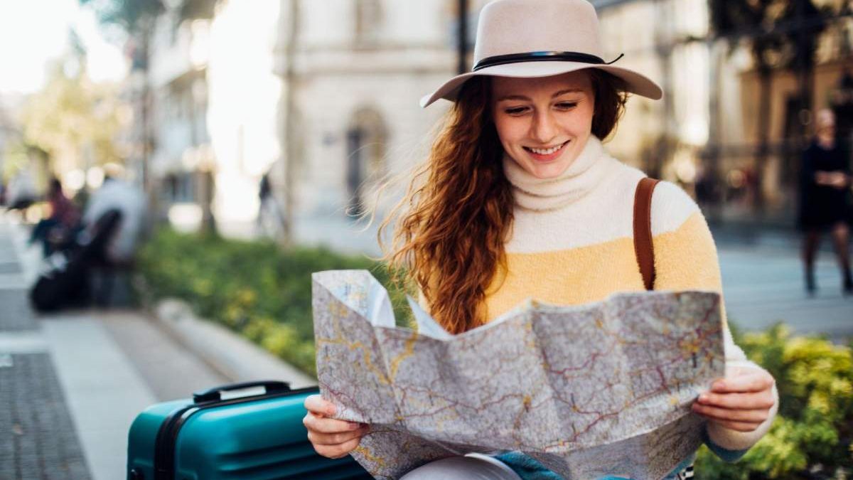 Roaming the World Alone: Expert Tips for Women on Solo Adventures