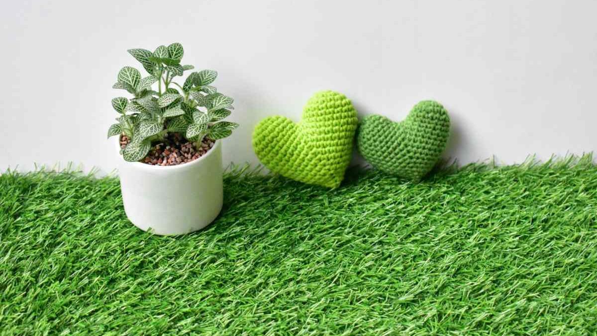 Crafting a Relaxing Retreat with Artificial Grass