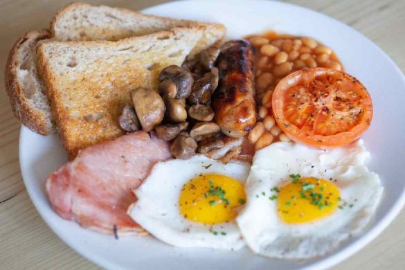 3 Classic British Dishes for You to Explore