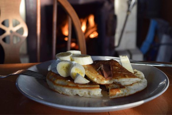 Exploring Gram Cafe & Pancakes' Fusion in the Heart of Canada