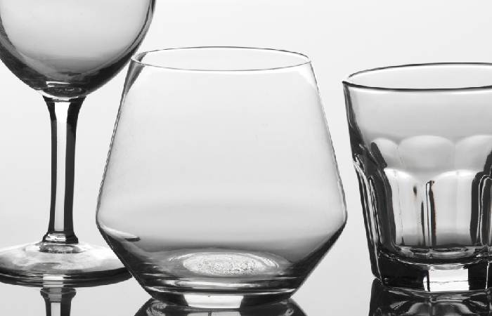 How Glass Shape Influences Taste: Core Mechanisms