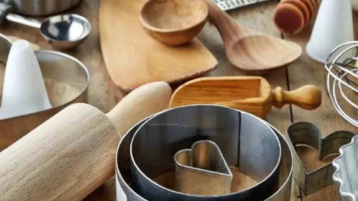 Cooking Up Success: Top 10 Kitchen Equipment Essentials for Breakfast Franchises