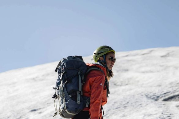 Outdoor Apparel Every Mountain Climbing Beginners Should Bring