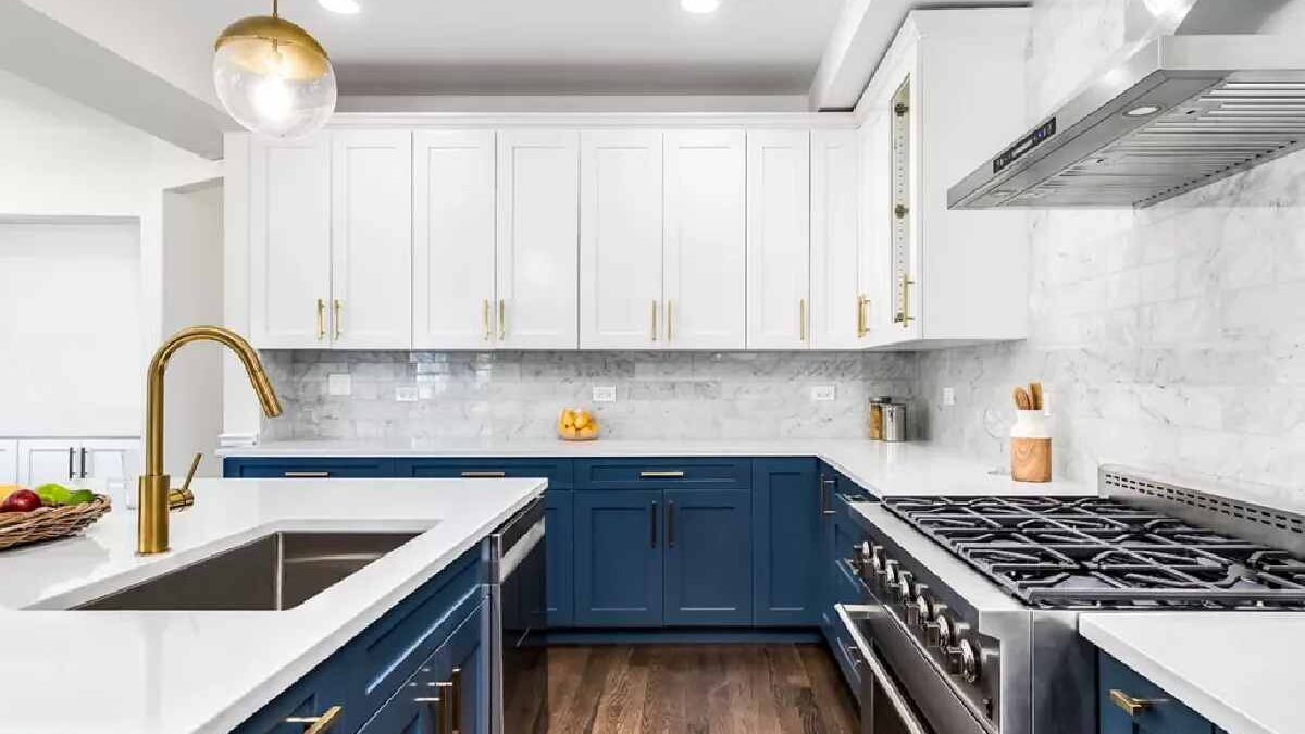 Why Painted Kitchen Cabinets Attract Long-Term Tenants? Guide for New Landlords