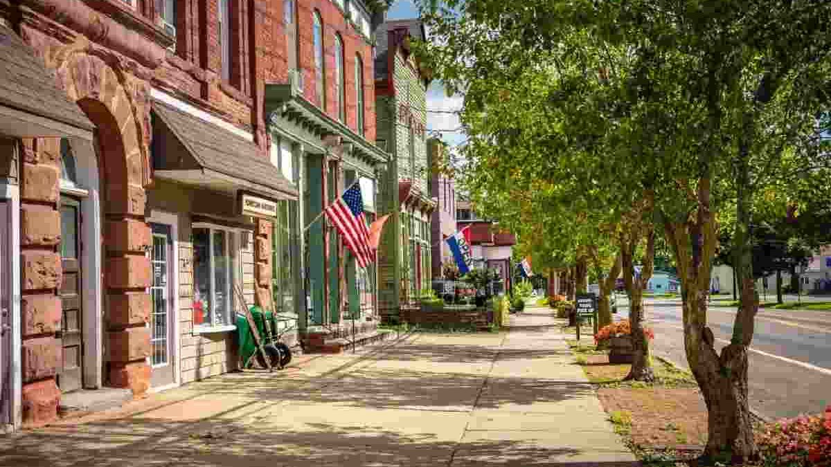 Is It Worth Moving from the City to a Smaller Town?