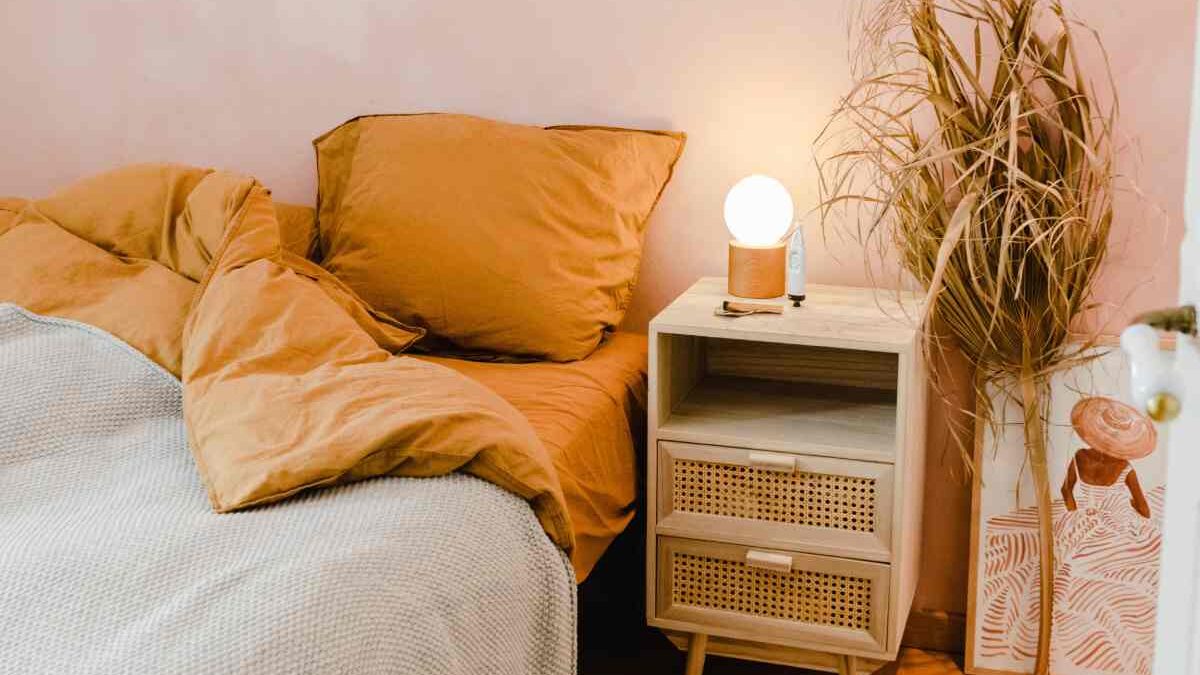 8 Ways to Keep a Small Space Clean