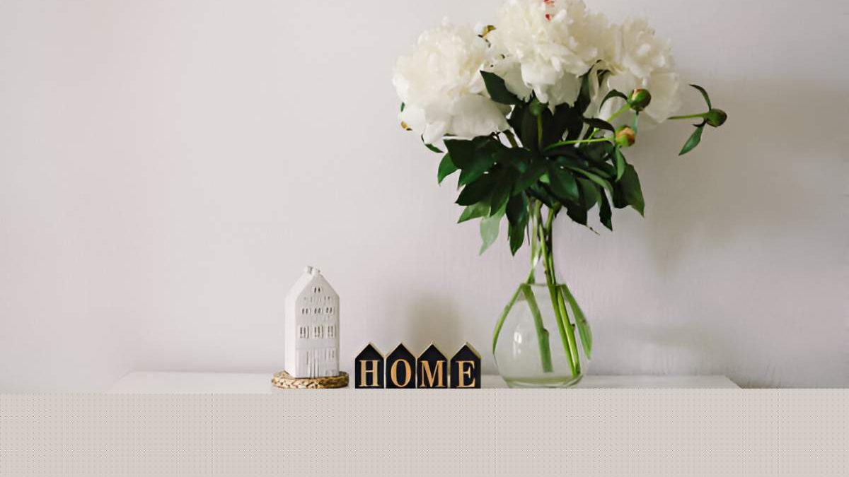 Embrace Rustic Charm: How to Personalize Your Country Home with DIY Wall Decor