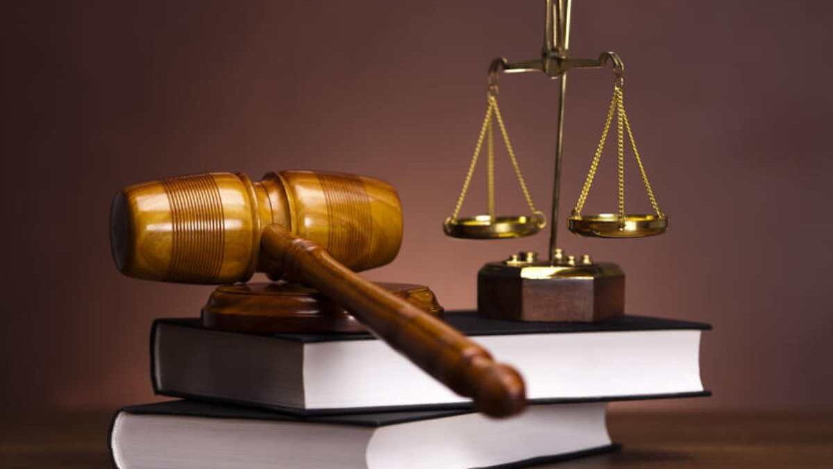 When You Need Legal Help: Time to Hire a Lawyer