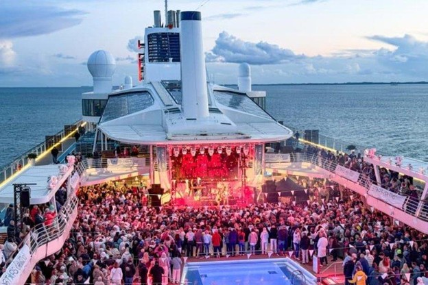 Why Cruise Ship Entertainment Agencies UK are shaping Modern Travel Experiences